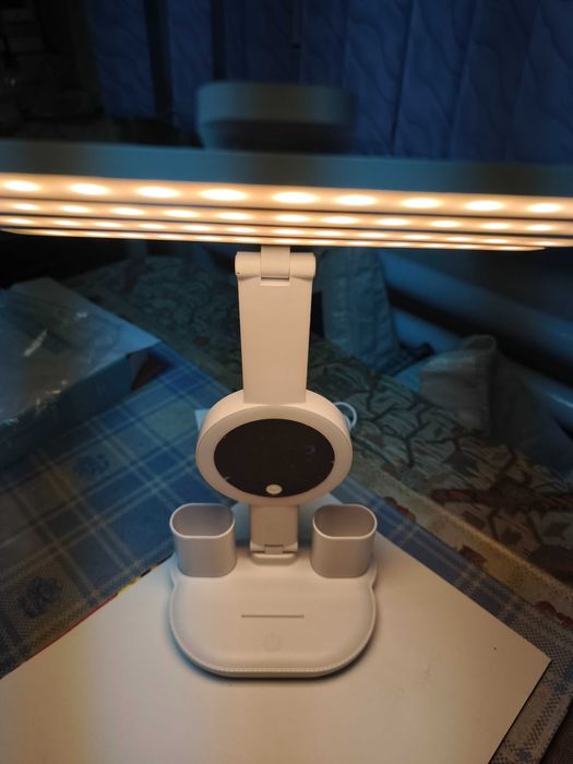 Lampa birou cu acumulator si ceas
