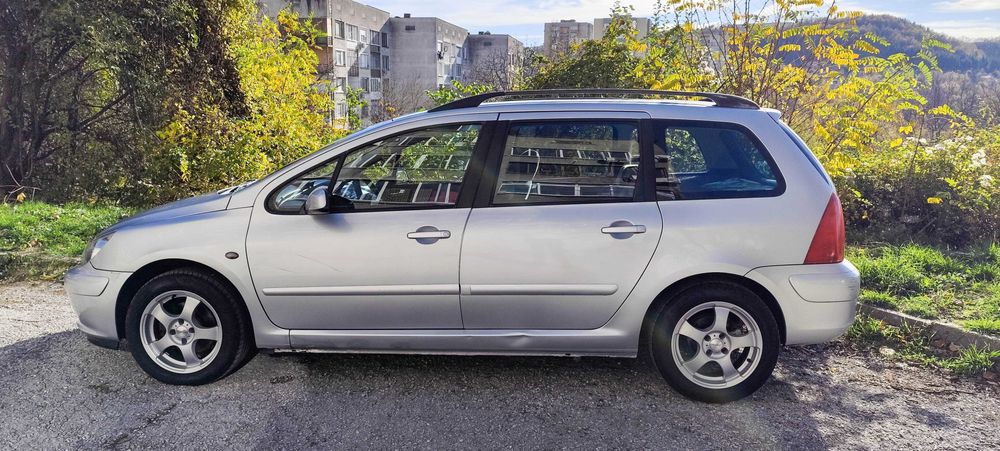 Продавам Peugeot 307 2.0 HDI