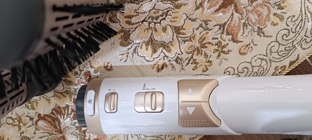 Уред за коса Philips