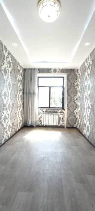 Срочно продается квартира 2/4/4 Юнусабад 11 Мега планет 53 кв.м 70000$