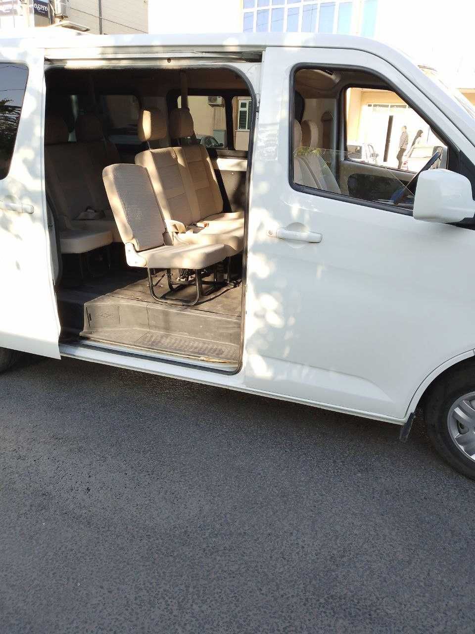 Продаётся микроавтобус Changan 11 мест. Состояние отличное.