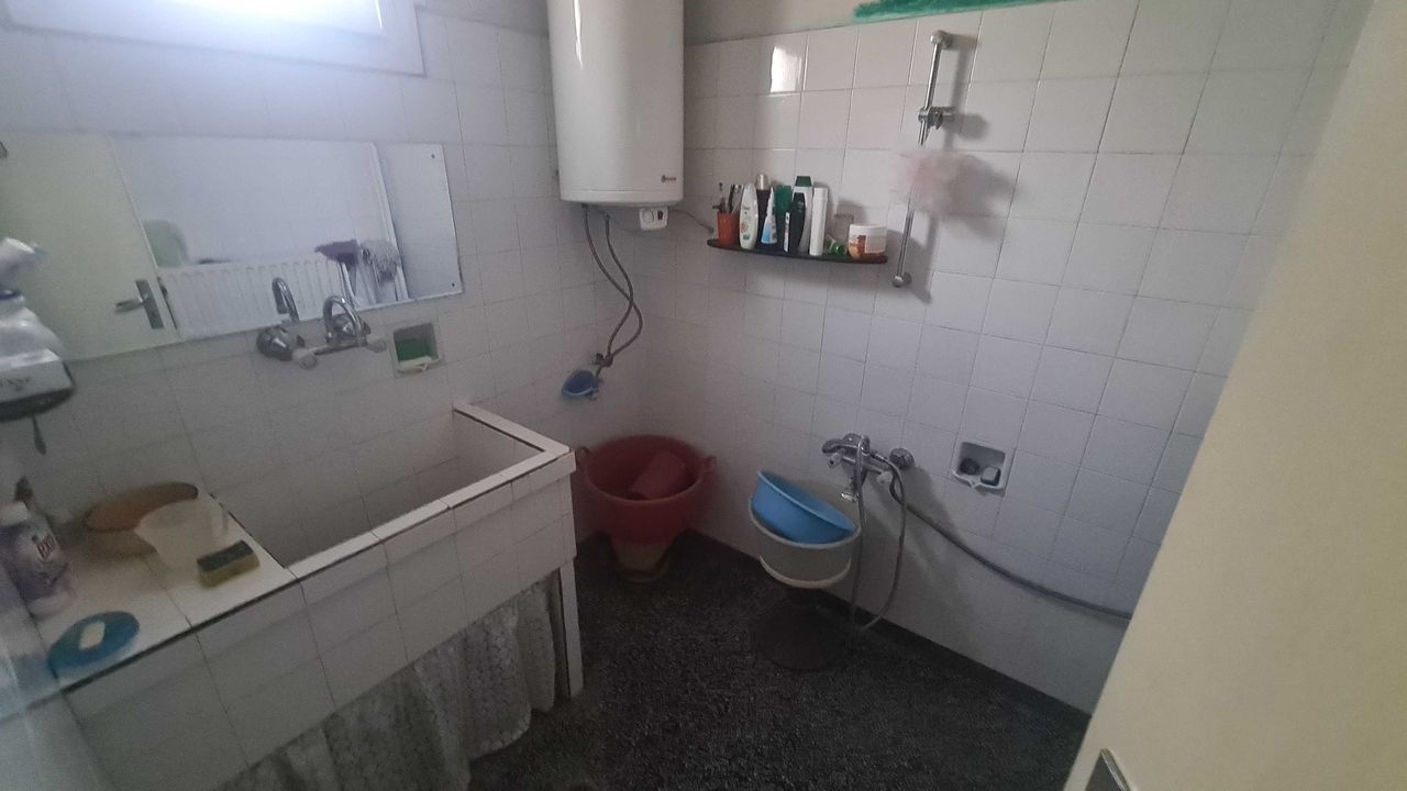 Продава се Етаж от къща в Разград, Варош - 94 кв.м за 1194 €/кв.м - Снимка #12