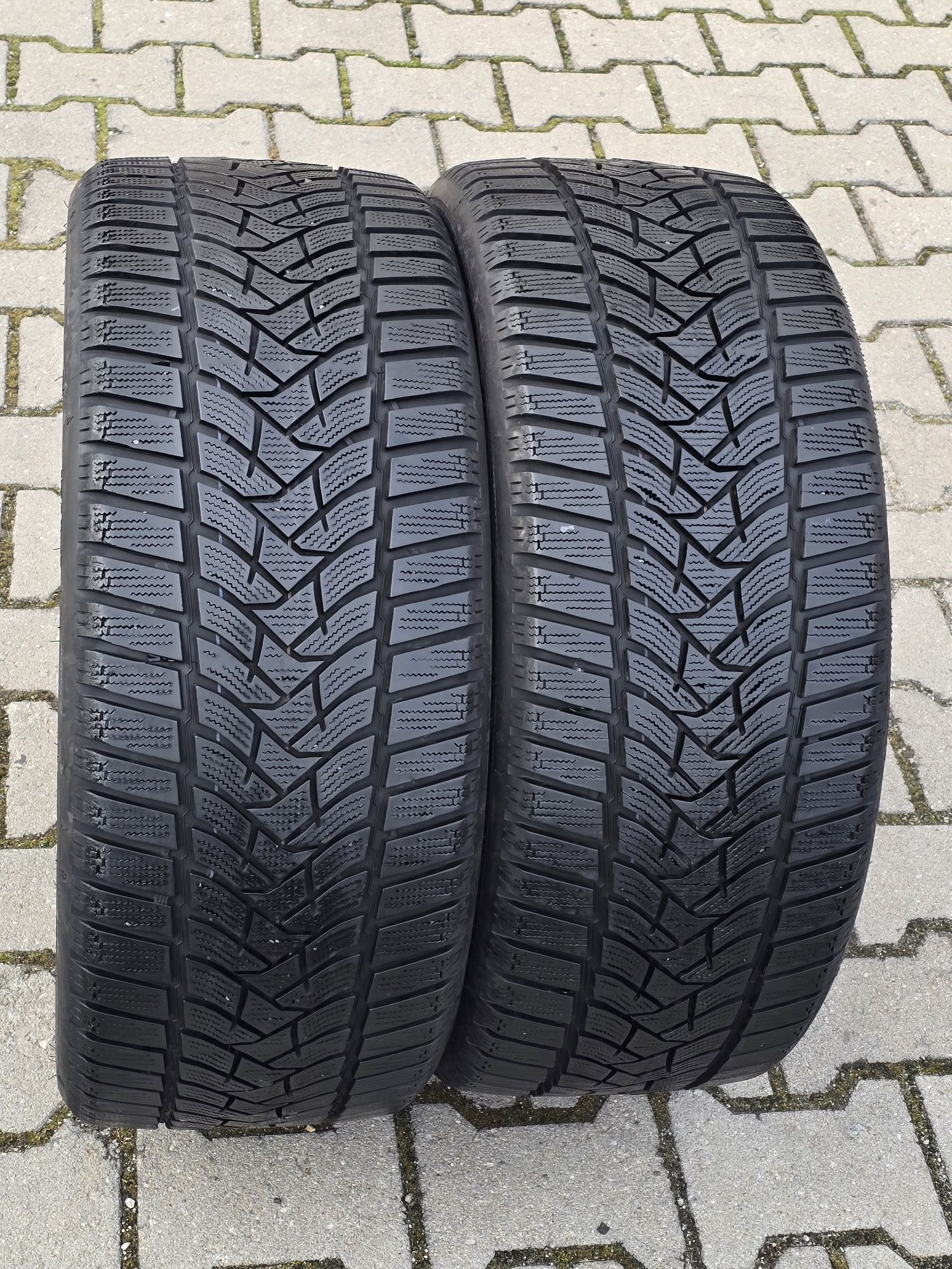245 40 19 Dunlop