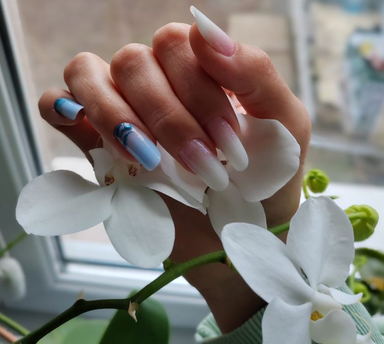 Manichiura/Pedichiura cu gel și semipermanent