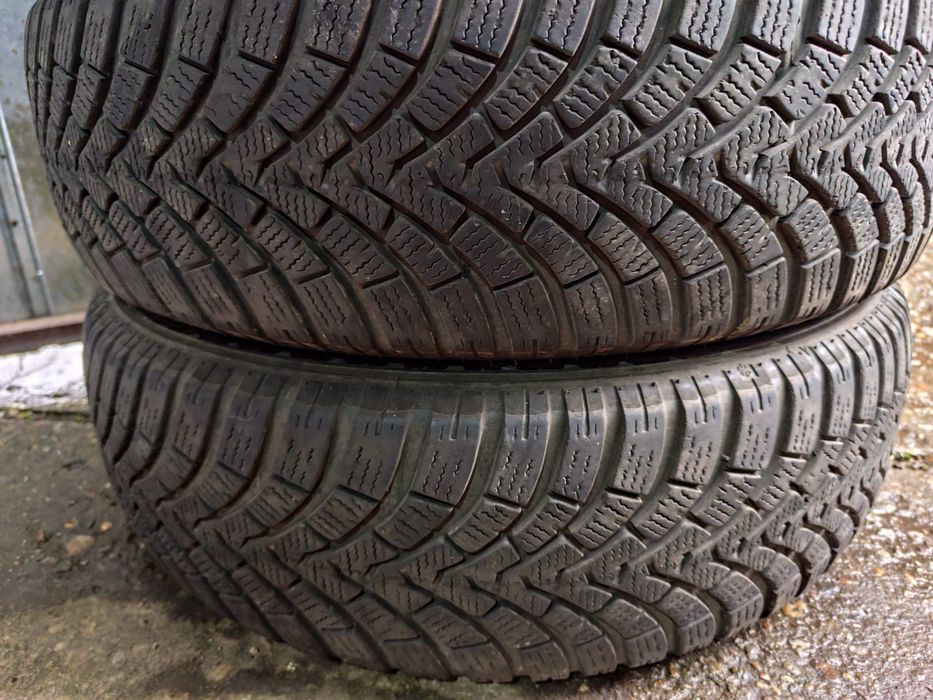 Anvelope 215 65 R17 iarna Pirelli/falken