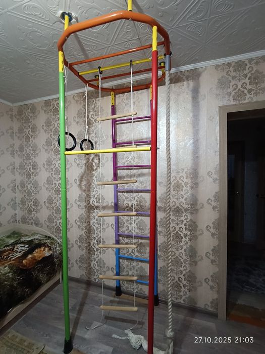 Спортивная стенка