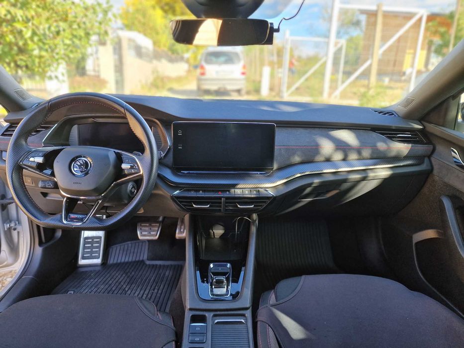 Vand Skoda Octavia VRS 2.0TSI 245 CP DSG