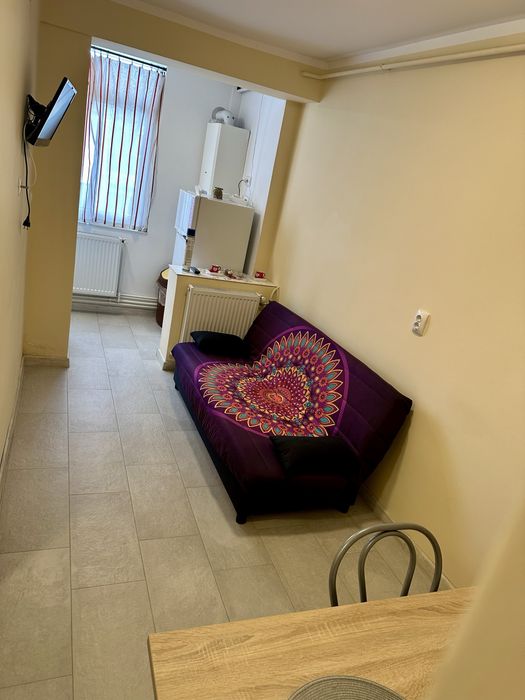 Garsoniera mare 34 m2 , total renovata, utilata si mobilata Focsani