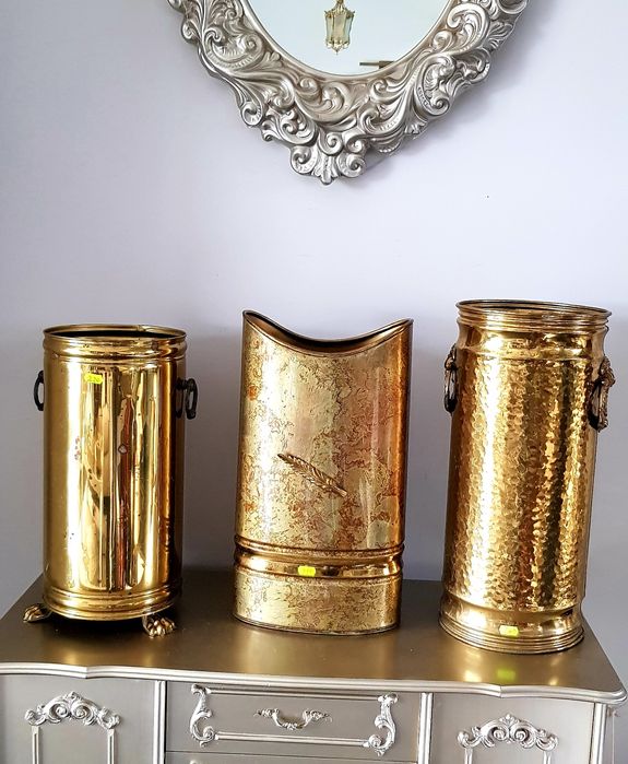 Suport vechi din alamă,  pentru umbrele