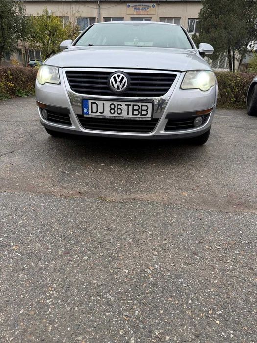 Volkswagen Passat – 1.6 FSI, 115 CP