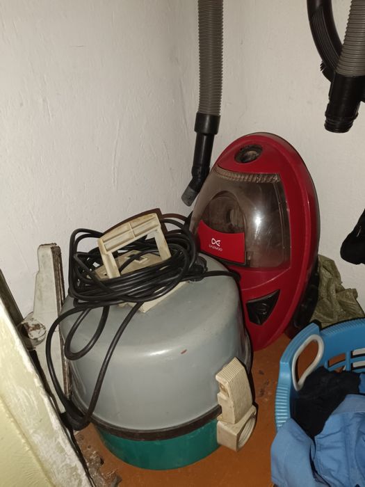 Продам пылесос в хорошем состояниии