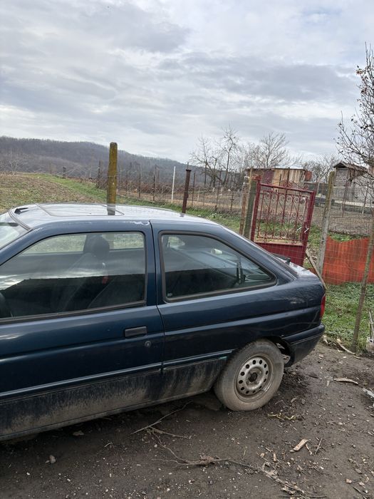 Ford escort, 1994, 1.6 benzina , 90 cai