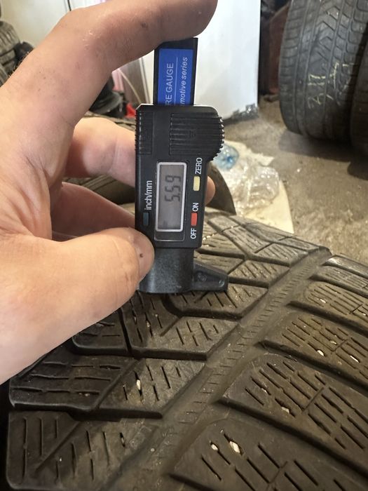 Зимни гуми Pirelli Scorpion спорт пакет 245/45 R20 / 275/40 R20