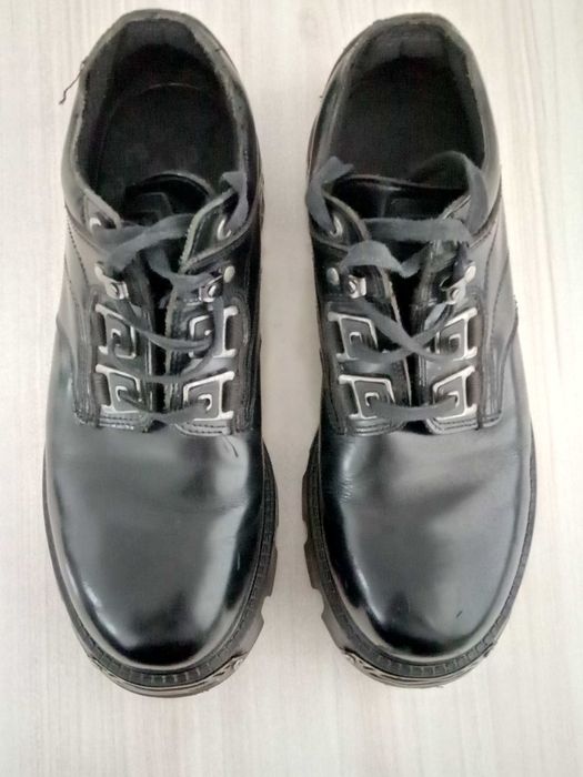 Ботинки "Гриндерс" (Англия) фирменные и другое