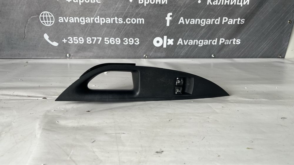 Панел с копчета за предна лява врата Seat Altea двуврата