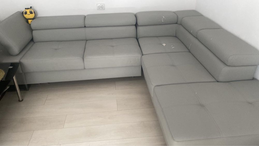 Canapea colțar gri – 270x215 cm, extensibil