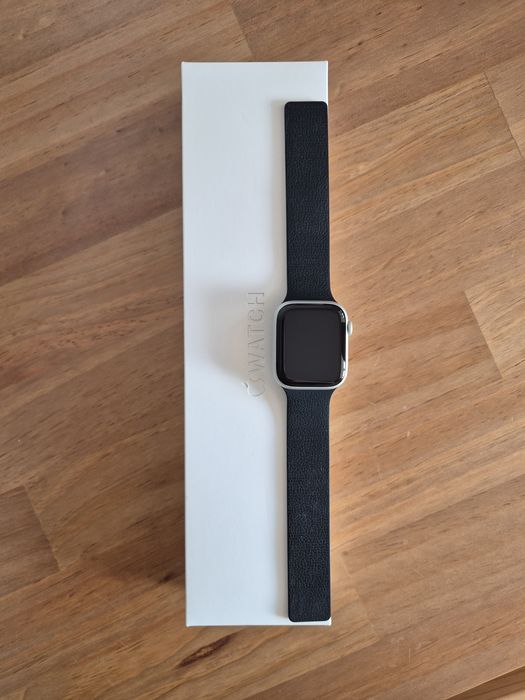 Apple Watch 8 45mm