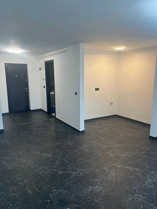 Ploiesti Mihai Bravu  1 camera 29000 euro