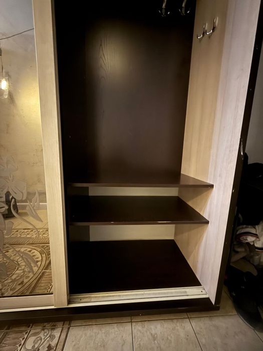 Шкаф для прихожей