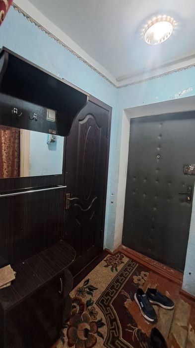 Чирчик шахар 
Окковок хамкорбанк ёнида 
#1-хона 1-этаж 
Квартира и