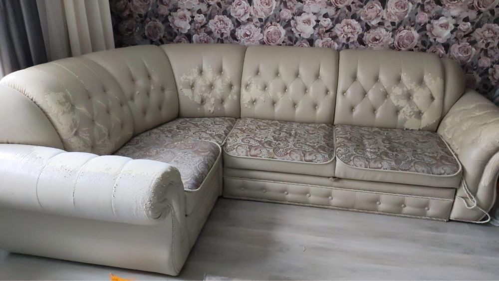 Продам диван в хорошем состояниии