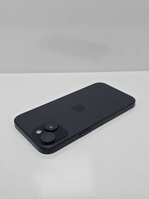 iPhone 15 128GB Black 100% Batery