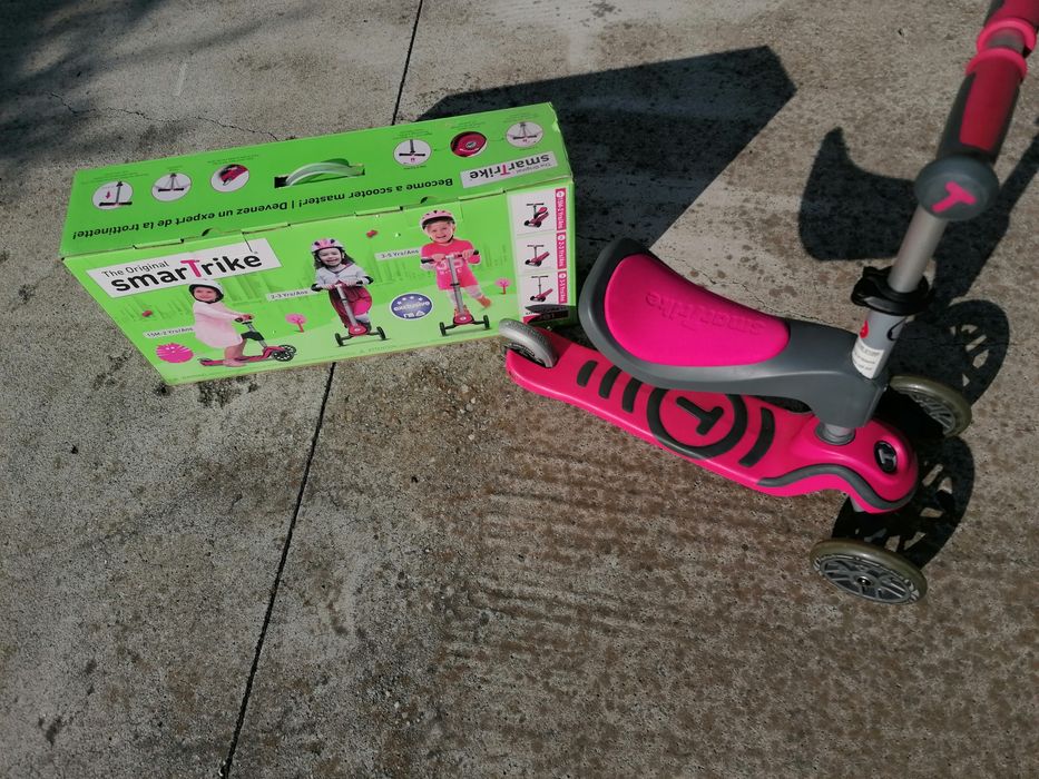 Tricicleta Smartrike 3 în 1