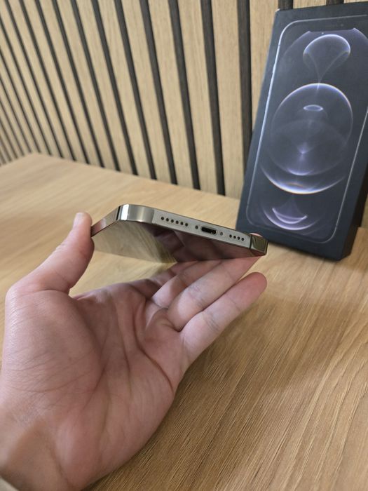 iPhone 12 PRO MAX Neverlocked 93% baterie originală!