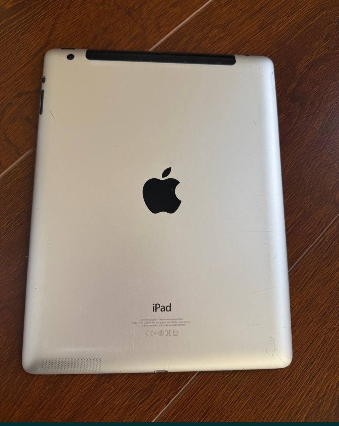 Ipad 2 xolati ideal ekran toza