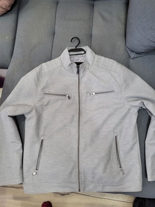 Ново свежо мъжко яке