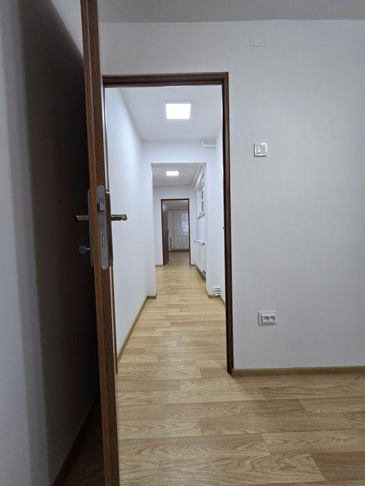 Apartament RENOVAT TOTAL 2025 in DEVA la 44999€