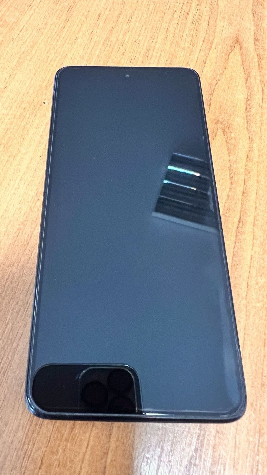 Motorola G72 смартфон