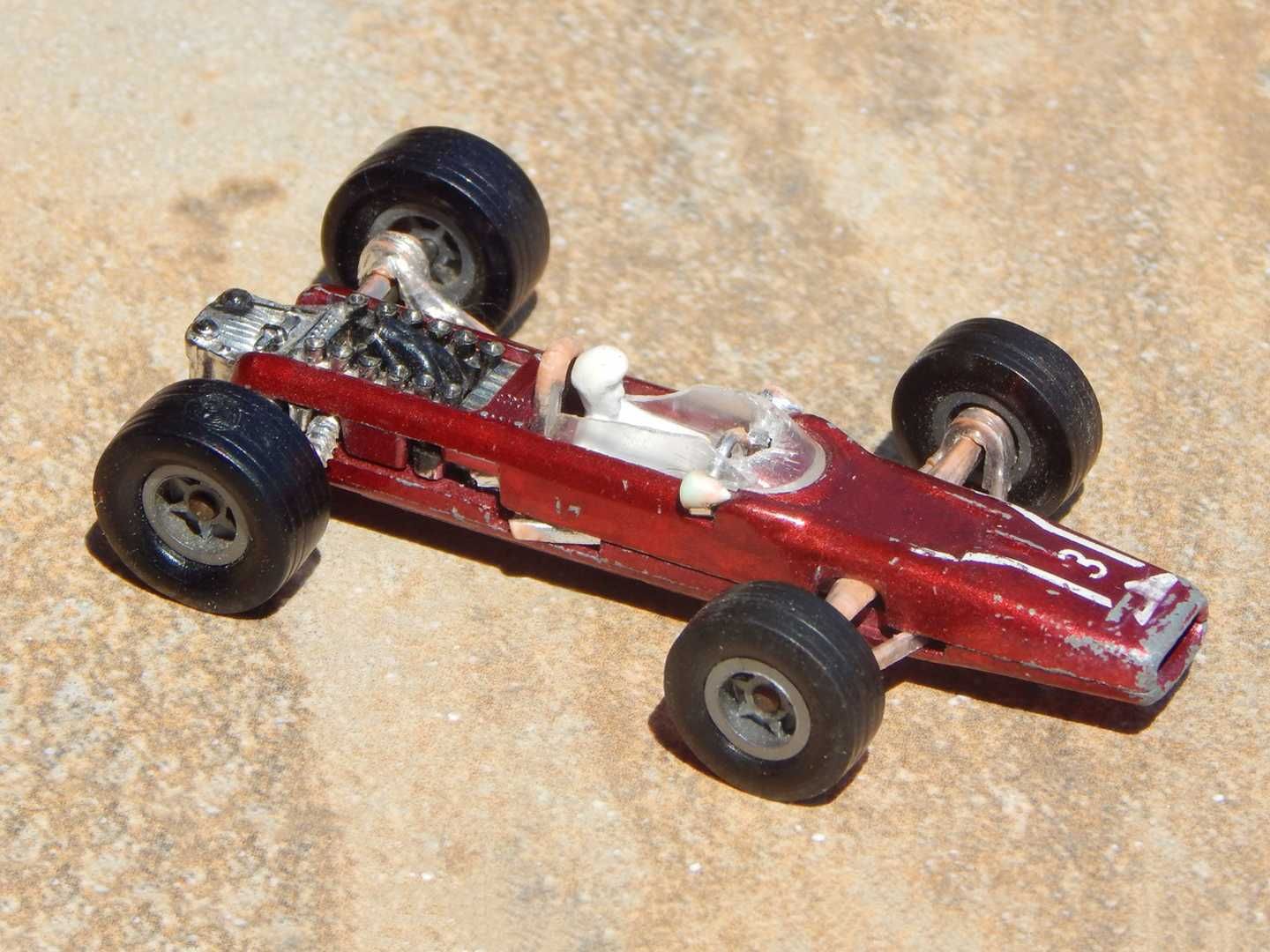 Macheta rara masina curse Formula 1 BRM F1 Racer sc 1:65 Majorette