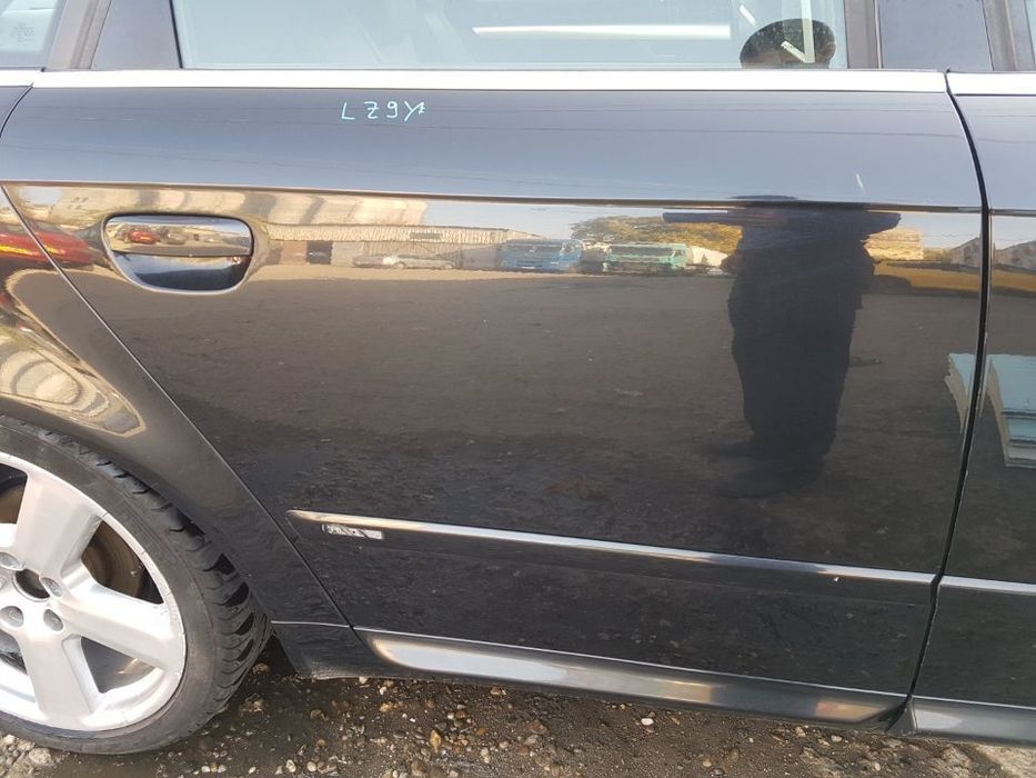 Usa / Portiera Dreapta Spate Audi A4 B7 2004 - 2008 Cod Culoare LZ9Y