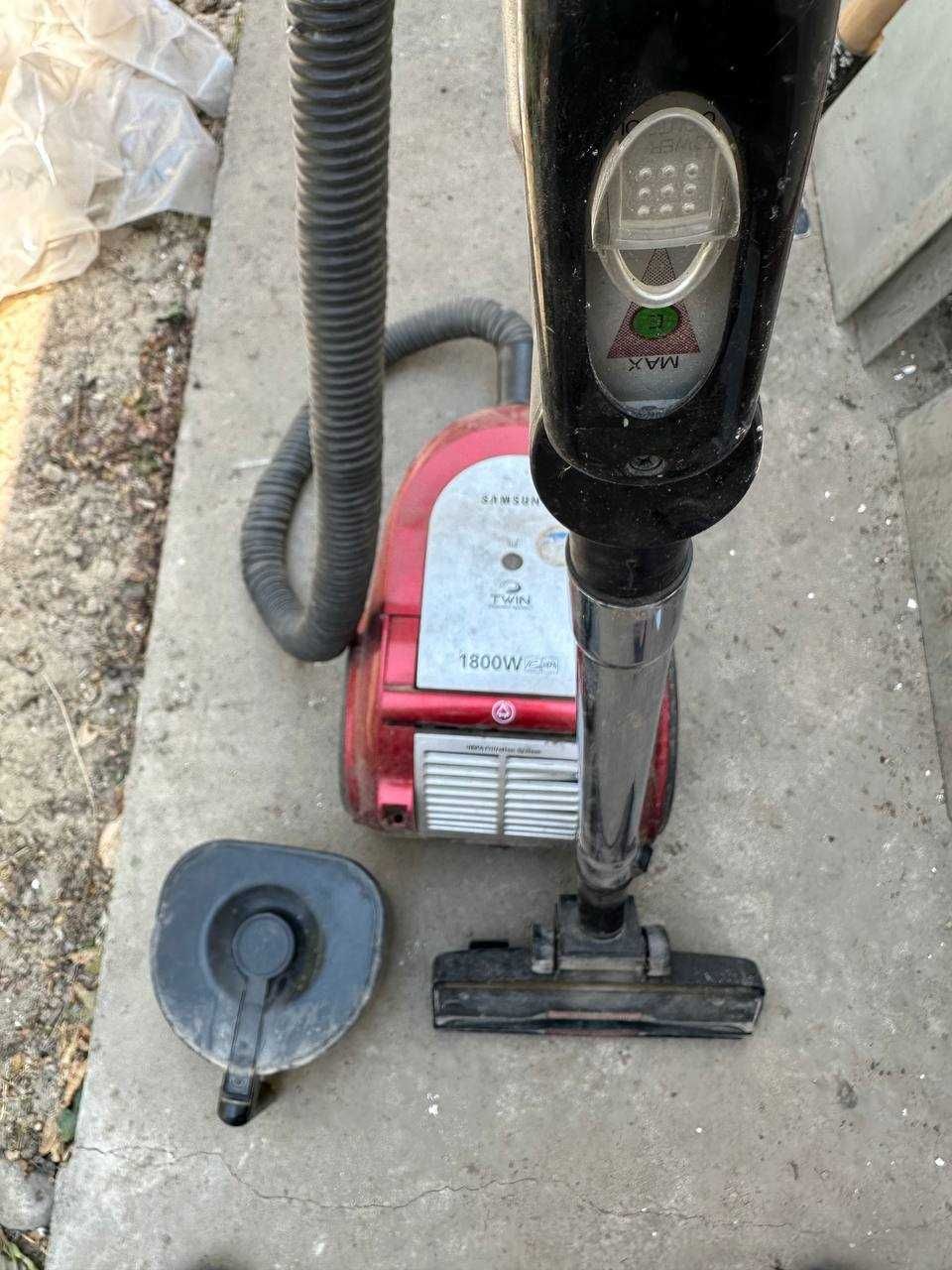 Пылесос SAMSUNG 1800W
