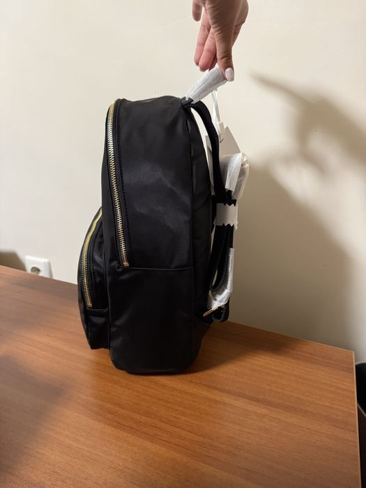 Чисто нова, оригинална раница Tommy Hilfiger