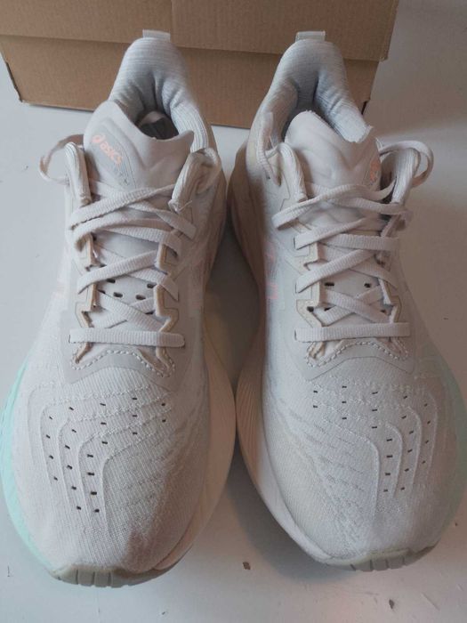 Маратонки Asics Novablast 4 W