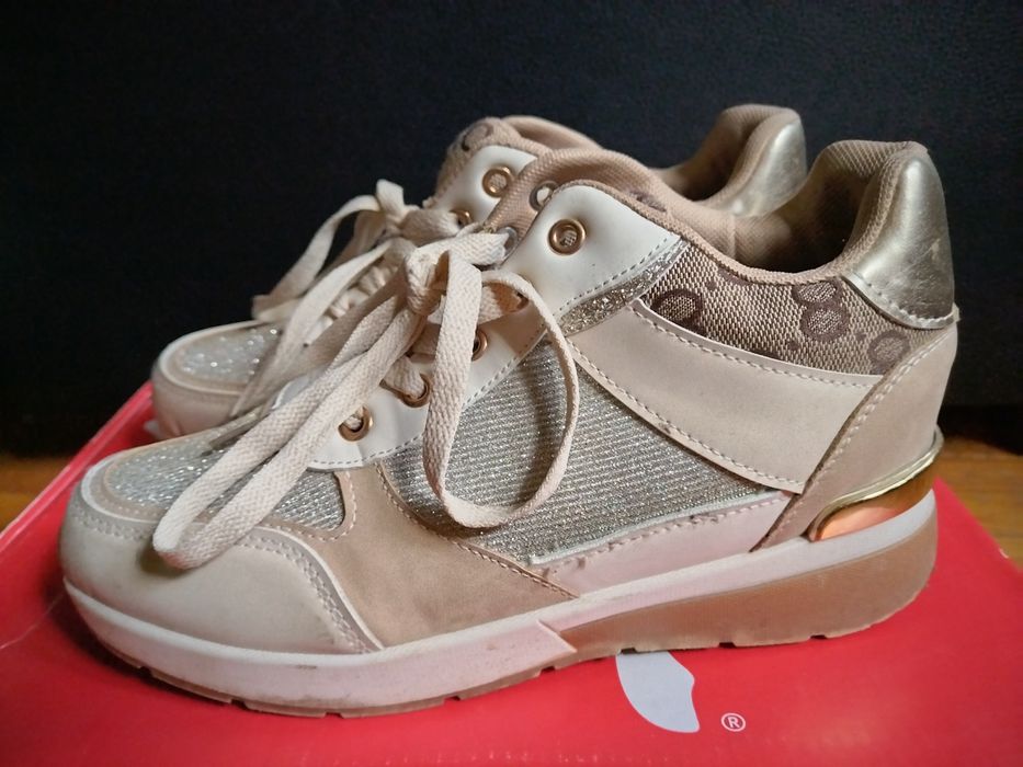 Супер готини маратонки