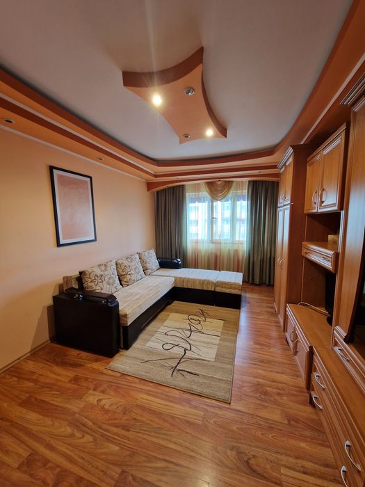 Apartament de inchiriat