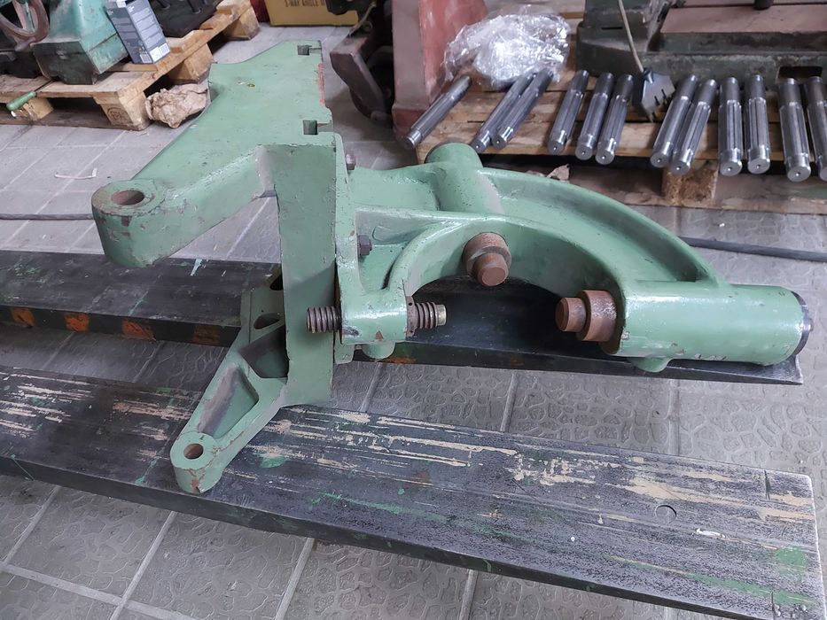 Подвижен люнет за струг С13МВ