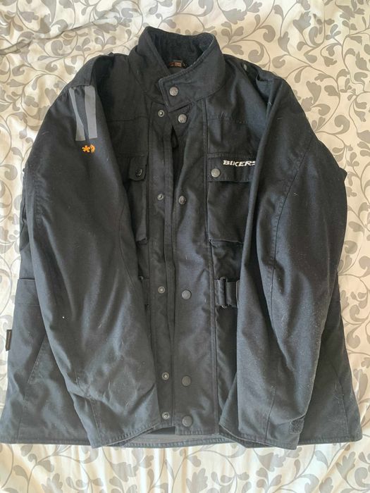 Мото яке с протектори