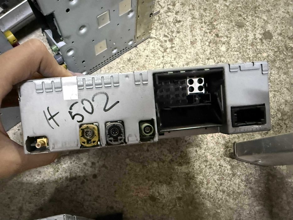 MEDIA,Радио,Навигация,Чейнджър 8R2035666G ном 502