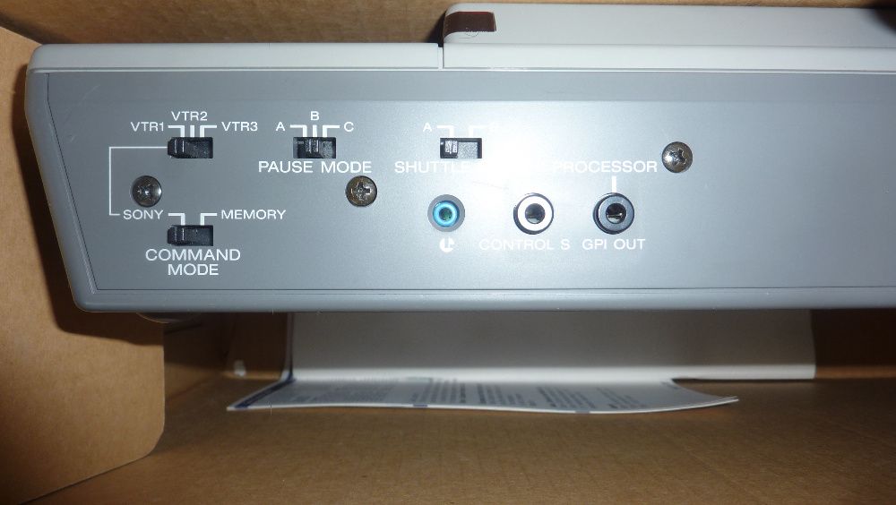 Vand audiovideo mixer marca Sony RM500