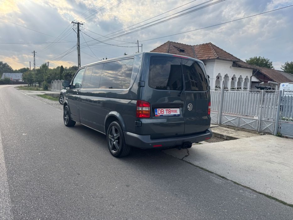 VW caravelle T5-1.9 tdi 9 locuri Model Lung