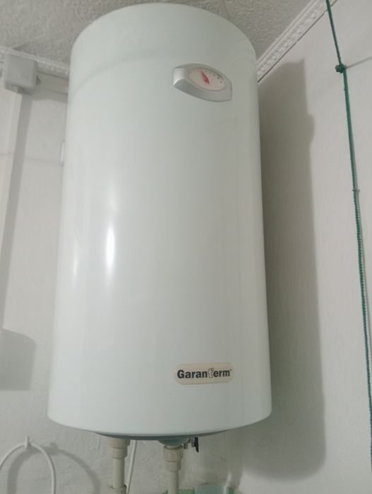 Продам недорого водонагреватель