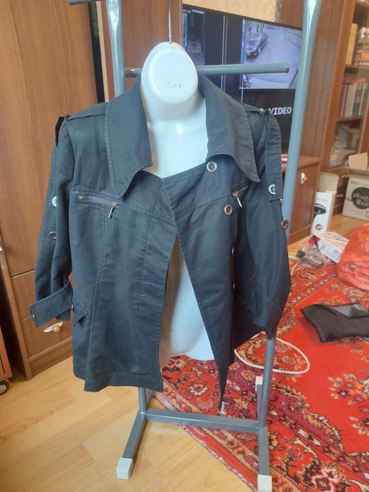 Продам ветровки костюмы