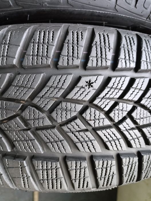 Anvelope de iarnă 205 60 17 Goodyear Ultragrip performance+ dot 2021