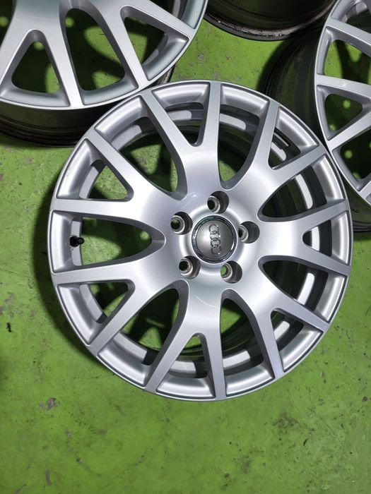 17 5x112 Audi A3 Vw Touran Caddy Golf Skoda лети джанти 5х112