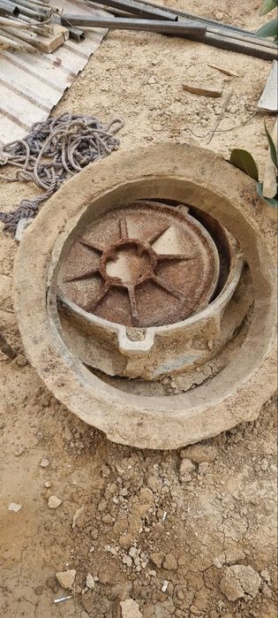 Kanalizatsiyaning qopqoği