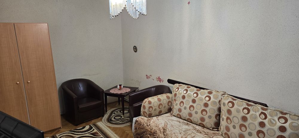 Mobilier camera de zi